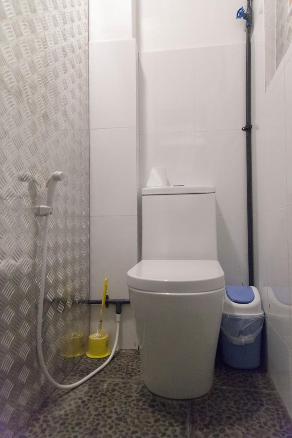 Bunky Monkey Hostels Коломбо Екстериор снимка