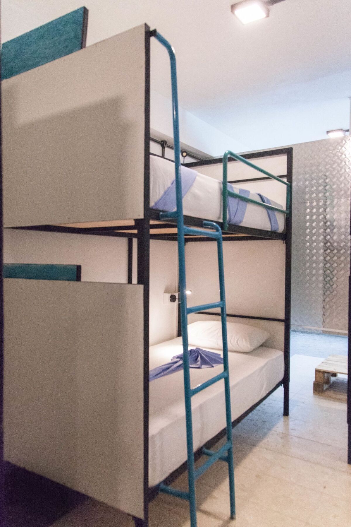 Bunky Monkey Hostels Коломбо Екстериор снимка